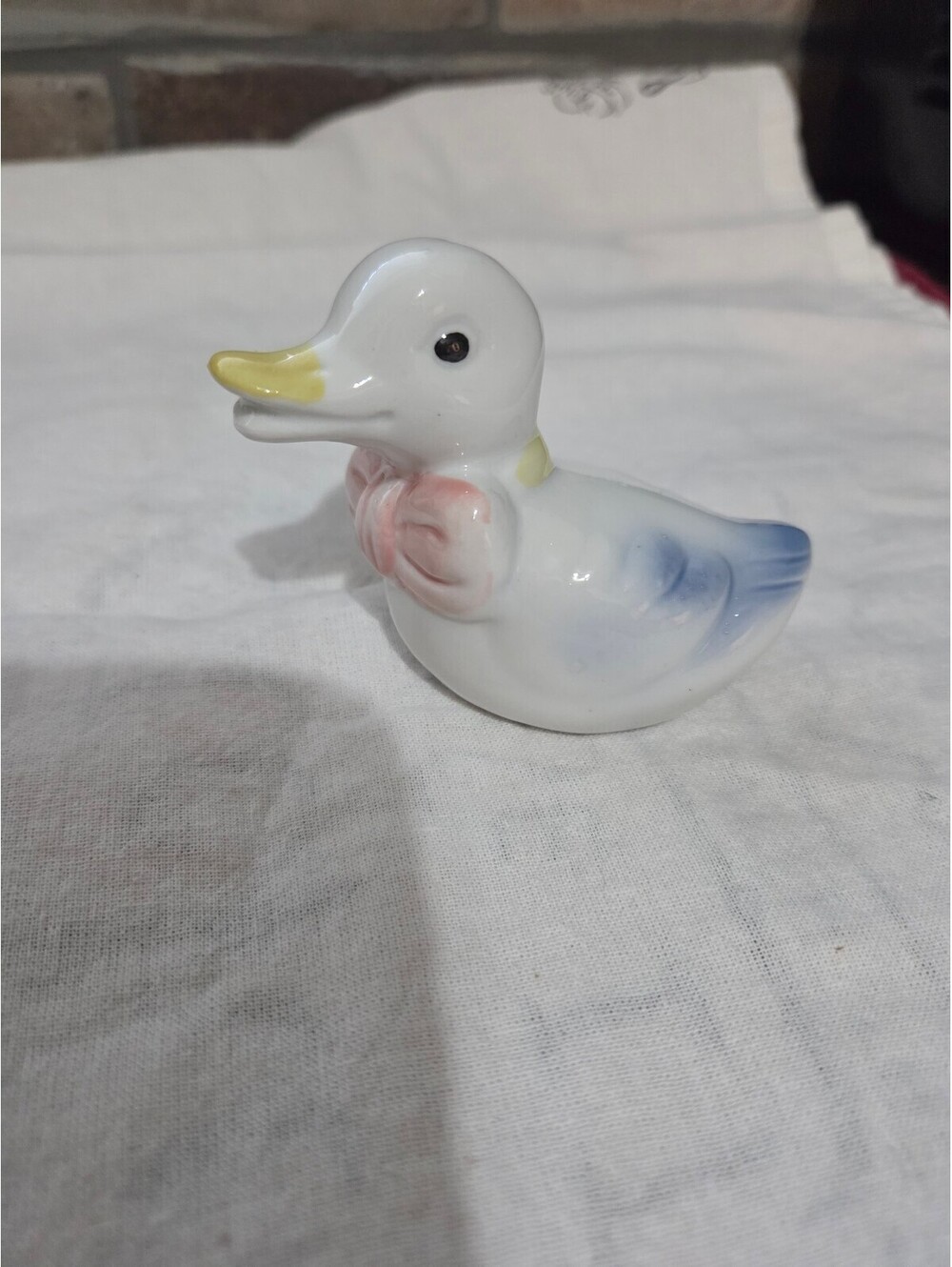 VTG ceramic or porcelain duck figurine
